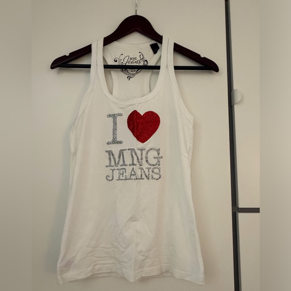MNG Jeans White Tank Top with Red Heart Graphic